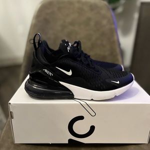 Nike Air Max 270